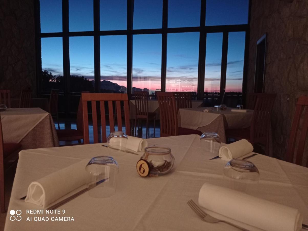 Terrae Eremis: Ristorante, Bar, B&B Roccamorice Exterior photo